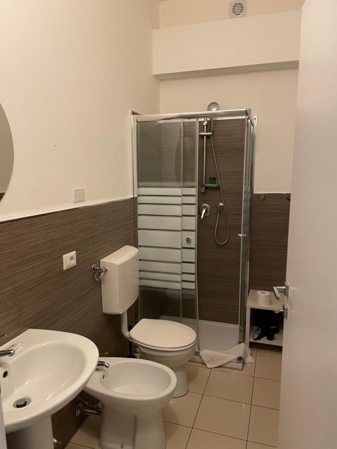 Good Rooms Μιλάνο Εξωτερικό φωτογραφία